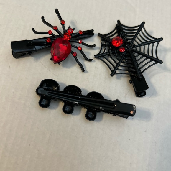 Skulls & Spider Hair Accessory Clip Black W/Red Rhinestones Emo Goth Set Of 3 - Picture 7 of 7